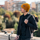 Gorro con costuras reflectantes